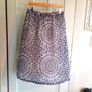 Women's Gap flowy sheer skirt size small